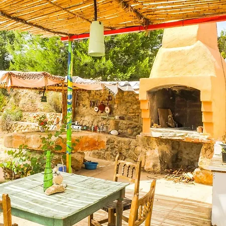 אוהל מפואר Stargate Tepee At Wild Spirit Eco Farm Villanueva d'Alcolea